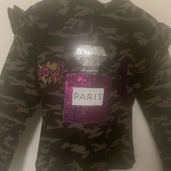 Womens casual zip up ruffle sleeve peplum camo jacket - Picture 3 of 4